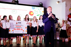 Zdobywcy-I-miejsca-Kolo-Gospodyn-Wiejskich-Zimna-Wodka-fot.-MRiRW