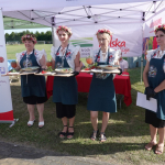Prezentacja Koła Gospodyń Wiejskich Na Widelcu w Wikielcu z potrawa konkursową Mazurski sandacz w borowikach, pierwsze miejsce